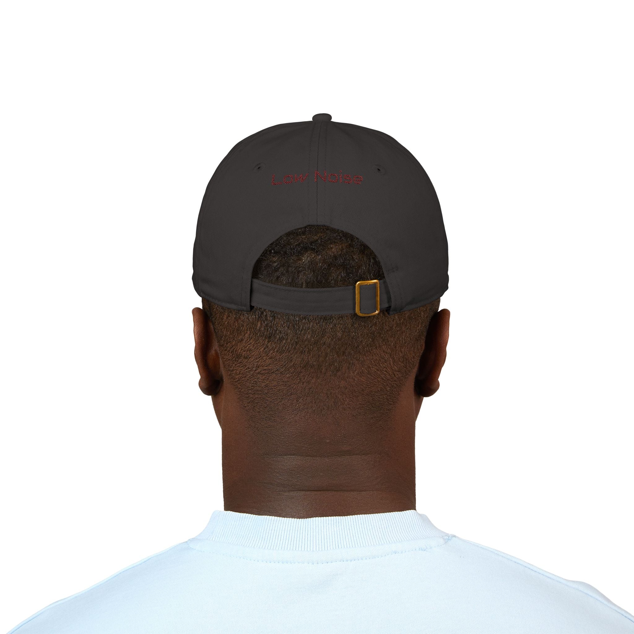 LOW NOISE back embroidery top cap