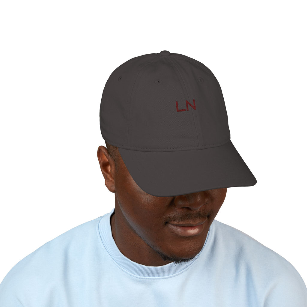 LOW NOISE back embroidery top cap
