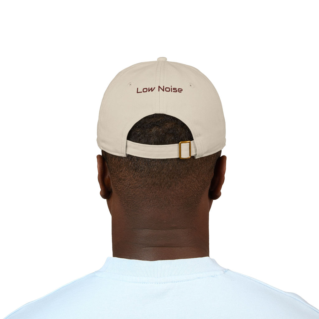 LOW NOISE back embroidery top cap