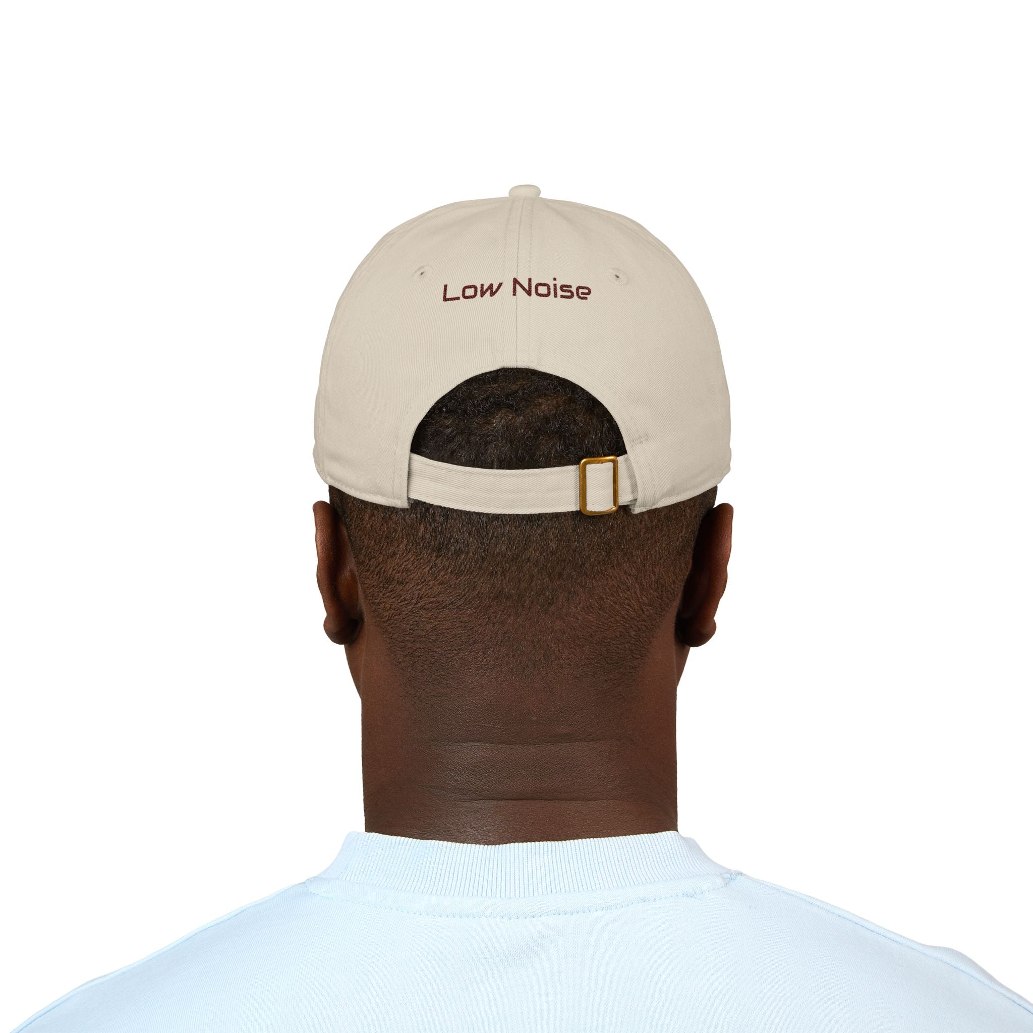 LOW NOISE back embroidery top cap